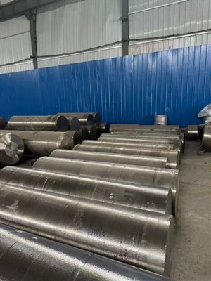 La production de 40 tonnes de lingots de titane a été achevée et stockée